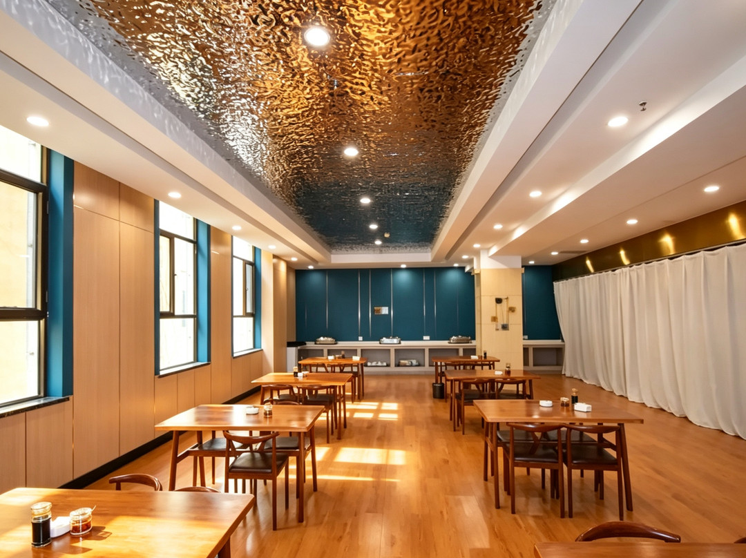 浩海智能酒店(云东中学怀仁站店)