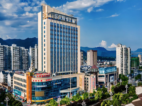 勉县艾斯国际酒店