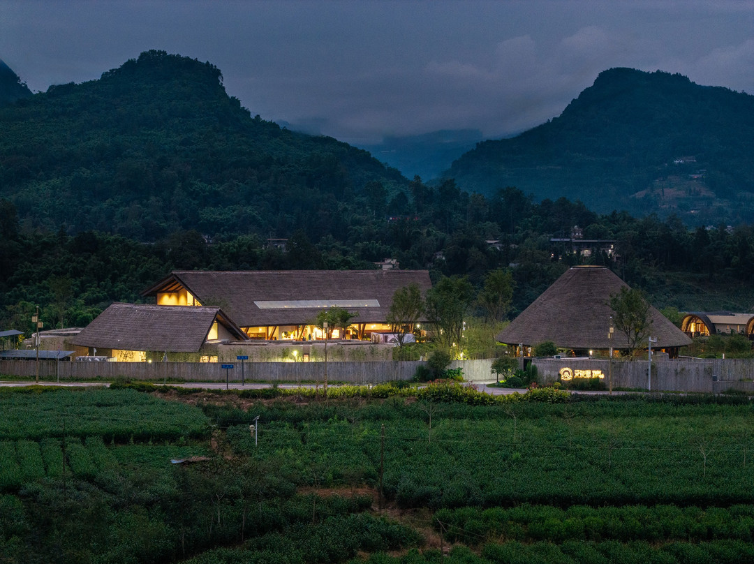 元沚瑶酒店