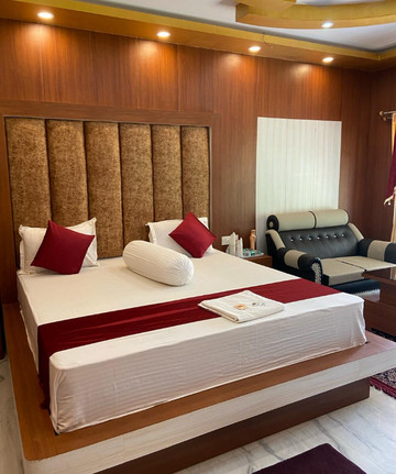 Saikat Saranya Resort