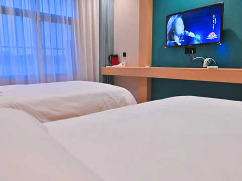 易佰连锁旅店(西安大王店)