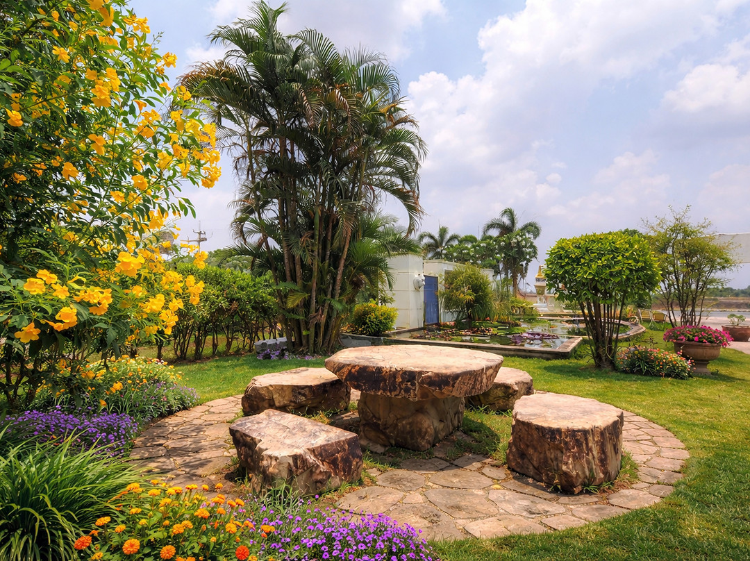 The Room Suphanburi