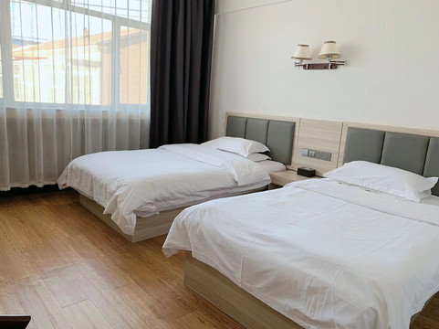 锡林浩特鸿府宾馆（锡林广场店）