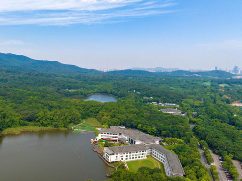 南京紫金山庄主图