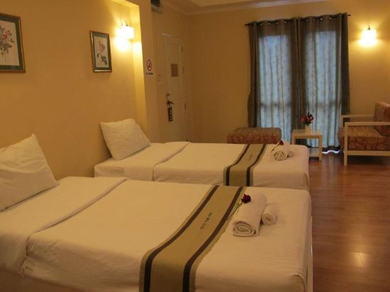 Triple Palms House Room Type - Deluxe Room