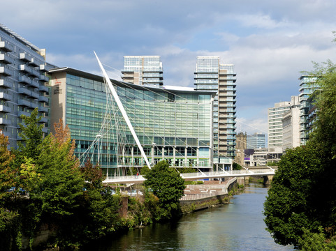 罗科·福尔蒂劳里酒店