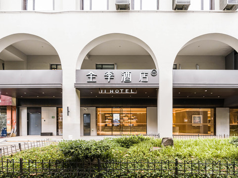 上海如家镇坪路地铁站店 主图