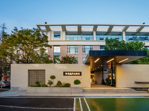 昆明悦朗花园酒店(南亚风情第壹城爱琴海购物公园店)主图