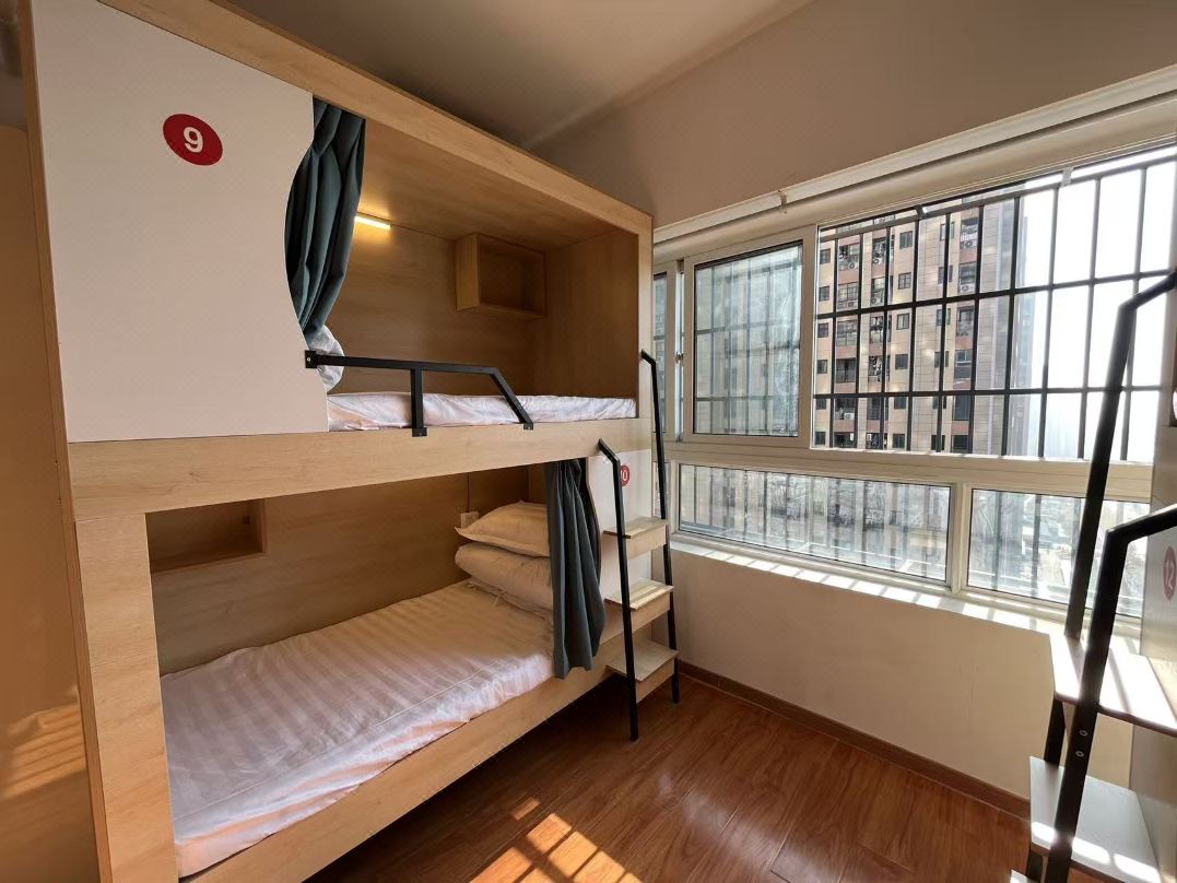 Blind Box Hostel (Jingshang Commercial City)