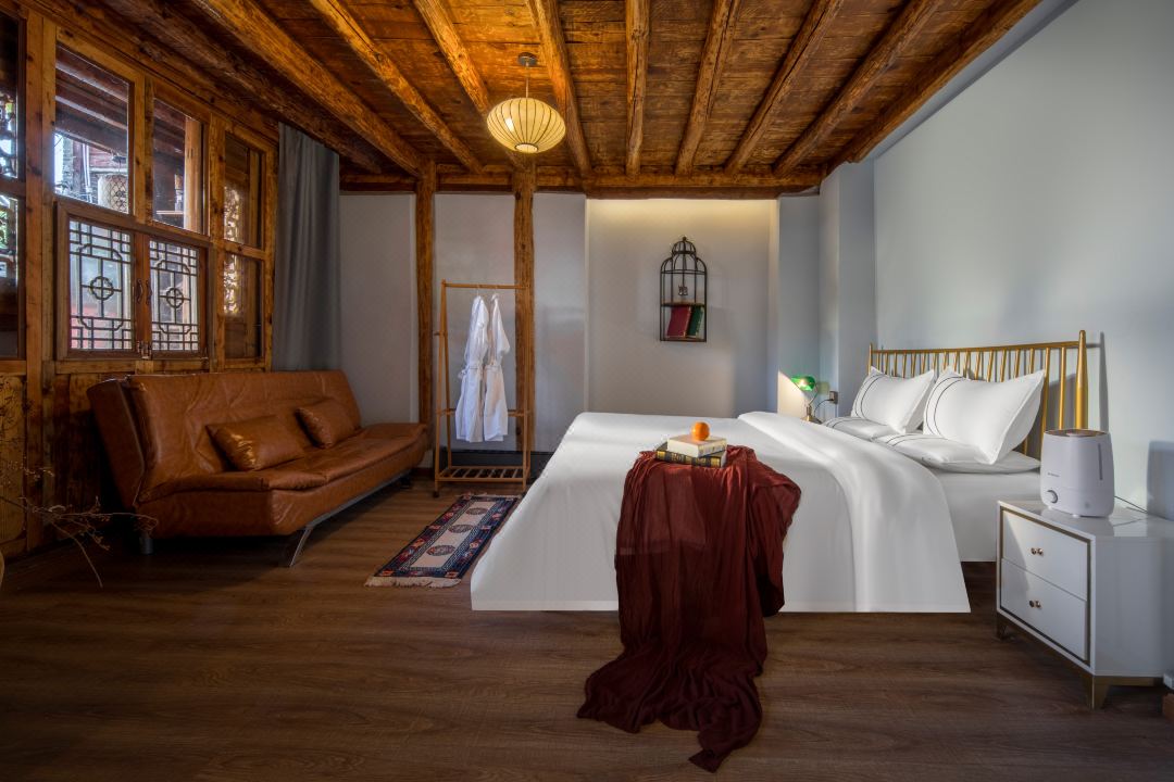 Jewelry Inn