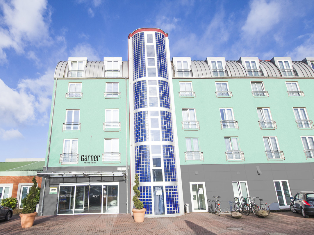 Neuendorf bei Elmshorn酒店住宿-运动人生酒店