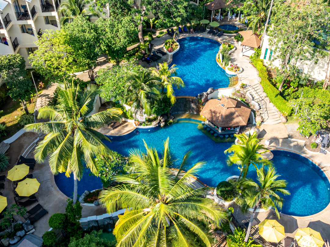 卡伦海滩地平线温泉度假酒店