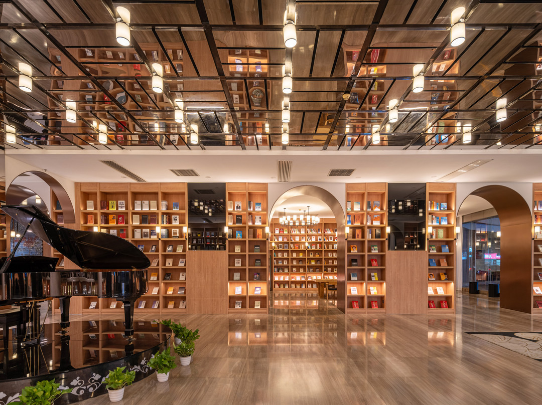 新宝辉·欢眠酒店（赣州南康家具城店）