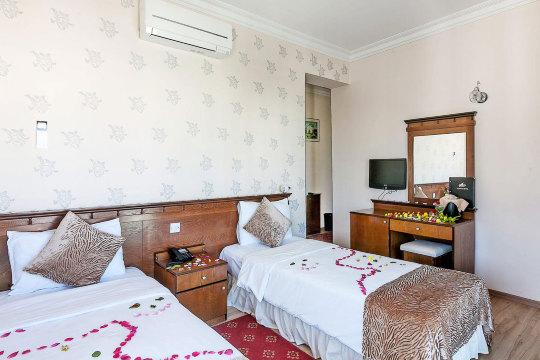 萨米斯酒店-官方