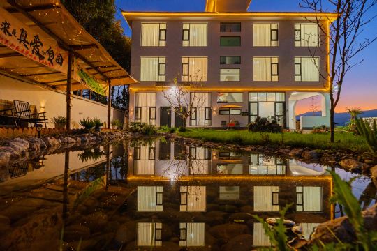 Airport·Qijing Homestay (Lijiang Sanyi International Airport Store)