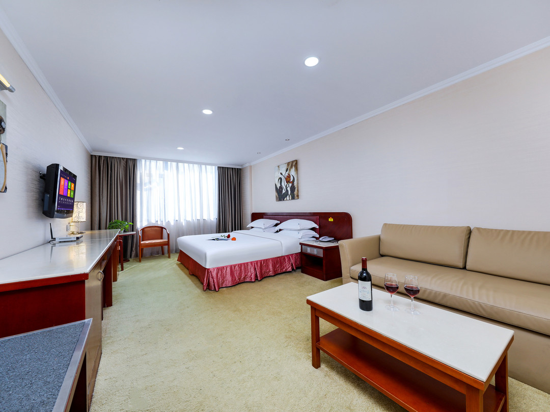 珠海L酒店（拱北口岸莲花路店）主图