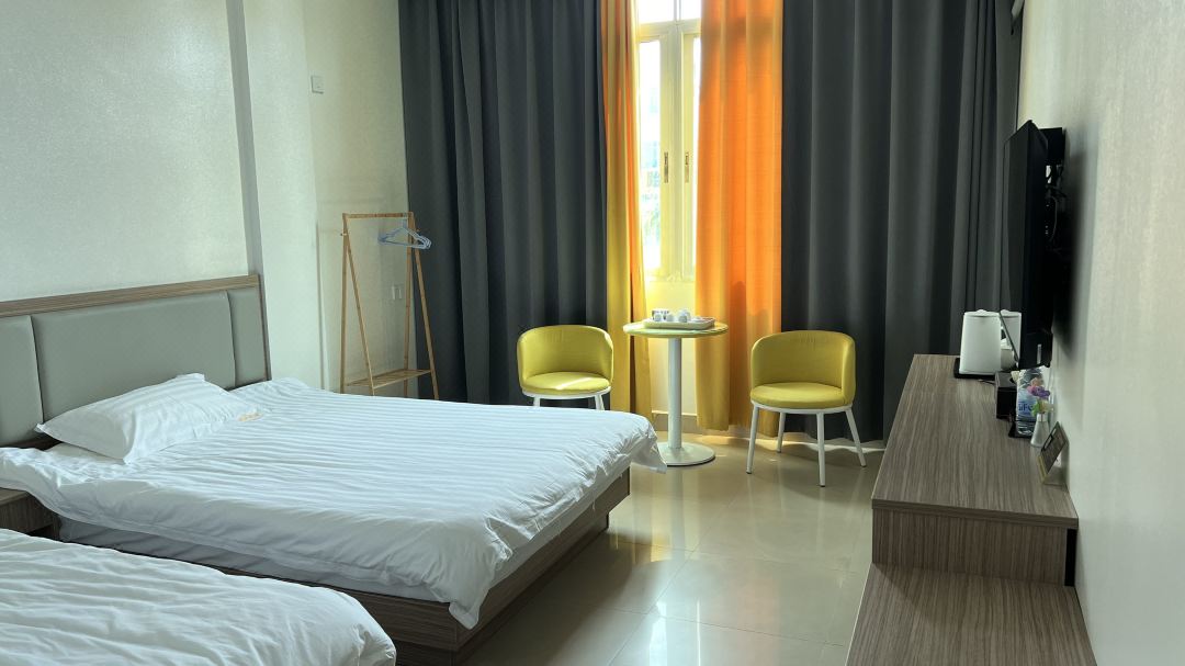 Bonjour Hotel