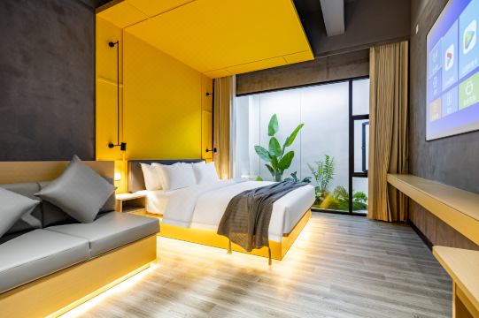 VC Hotel Apartment (Shenzhen Nanshan Shenzhen Vocational College Xili Subway Station)