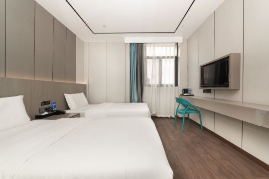 Huijin Business Hotel