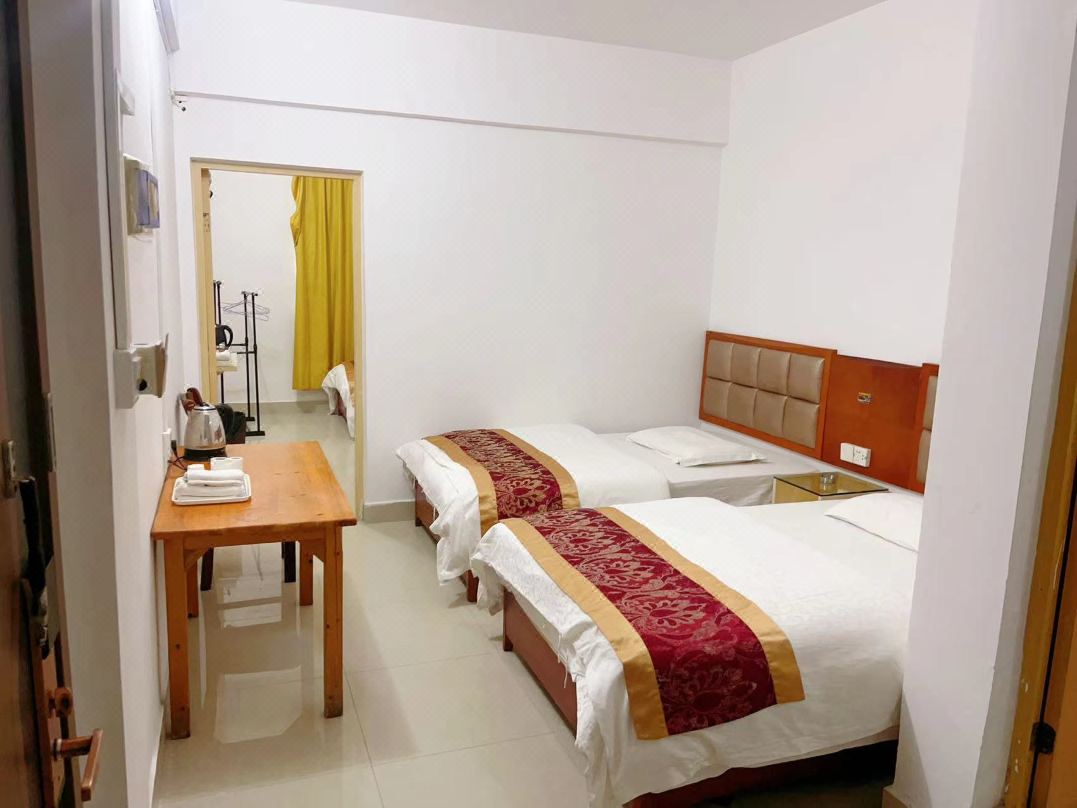 IKEA Convenient Hotel