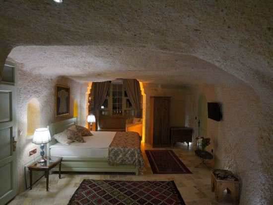 Takaev Cave House Room Type - Sultan Cave Suite Takaev Cave House Room Type - Sultan Cave Suite
