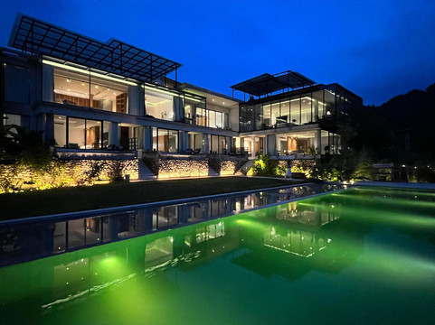 张家界璞舍（国家森林公园中门店）