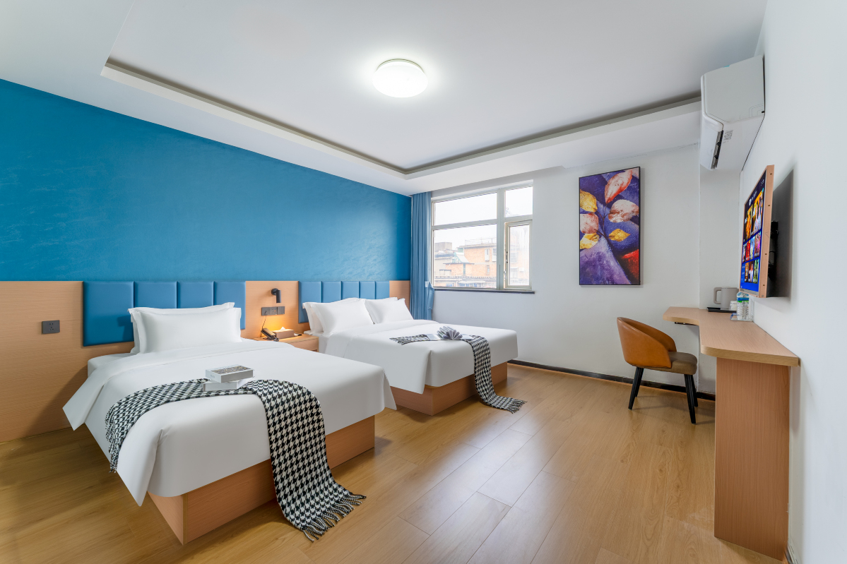 七庭酒店(南昌八一广场丁公路北地铁站店)-官方