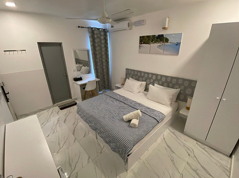 Empyrean Stay, Maldives