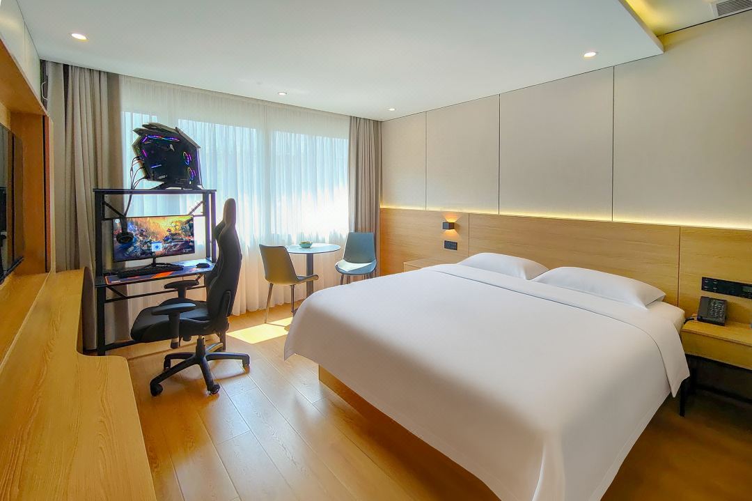 Original color e-sports homestay (Cixi Shanglin shop)