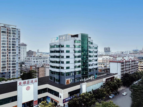 楚雄云上四季快捷酒店客运总站店