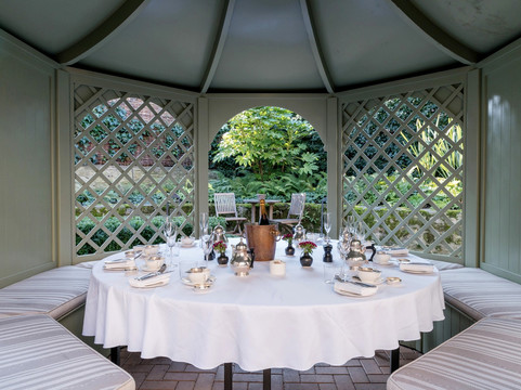 老牧师住宅酒店