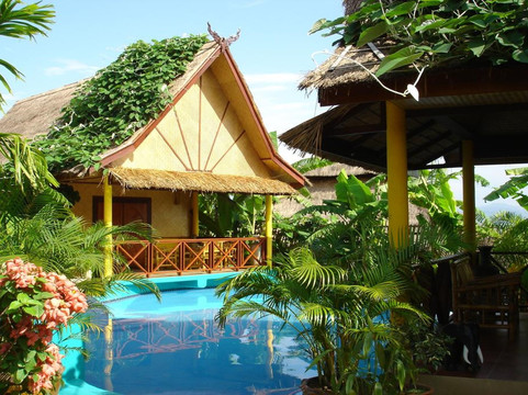 塔通酒店住宿-Old Tree's House