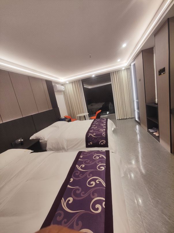 Xijiang Qianhu Miao Village Qishan Cloud Homestay