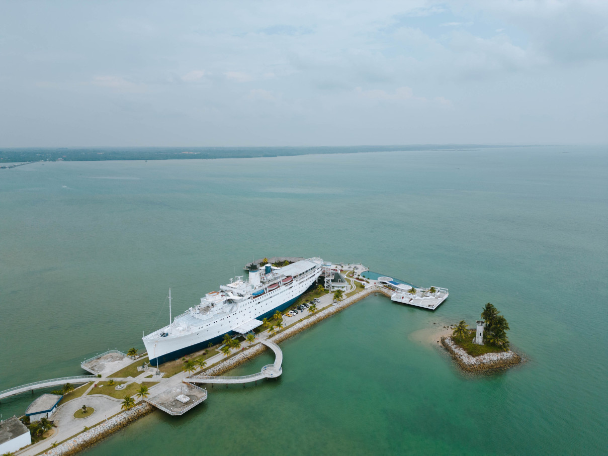 多洛斯福斯船酒店-官方