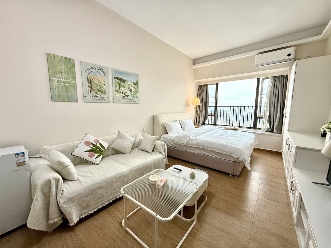 W·雲山公寓（廣州白雲站百信廣場店）