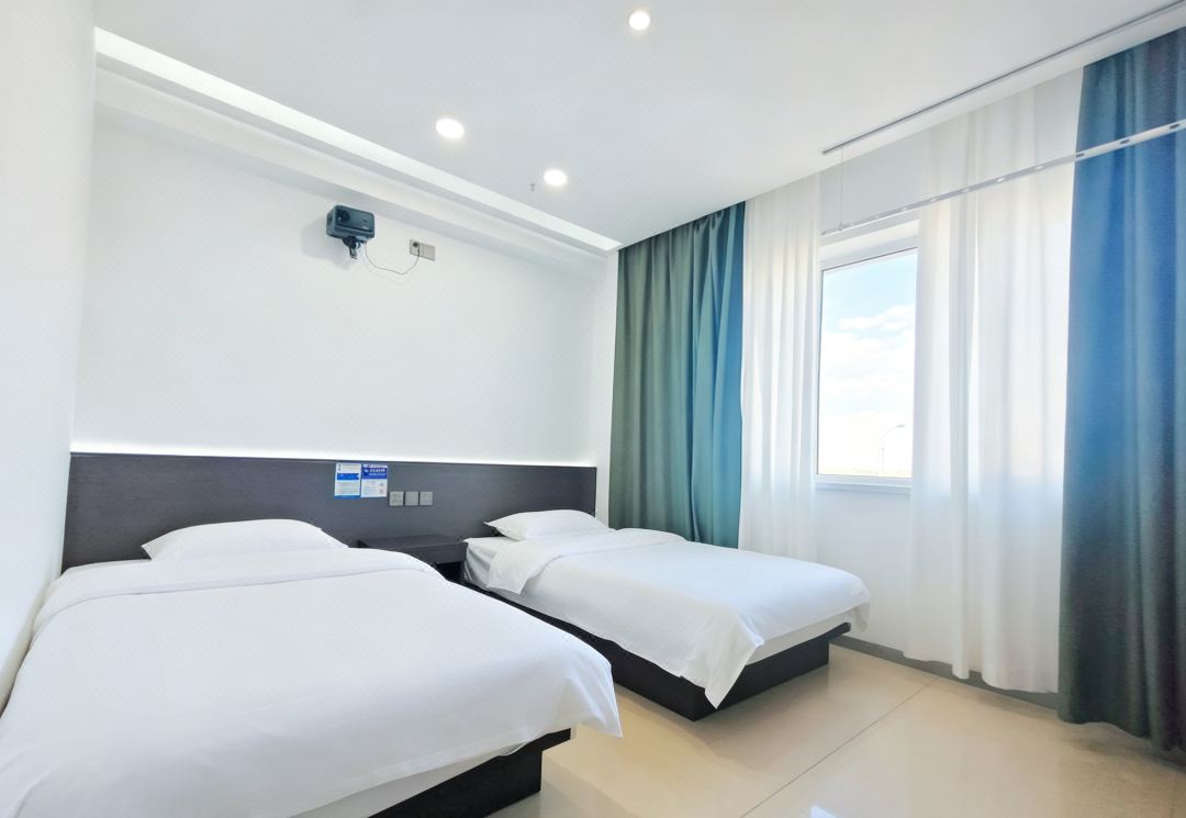 Leji Hotel