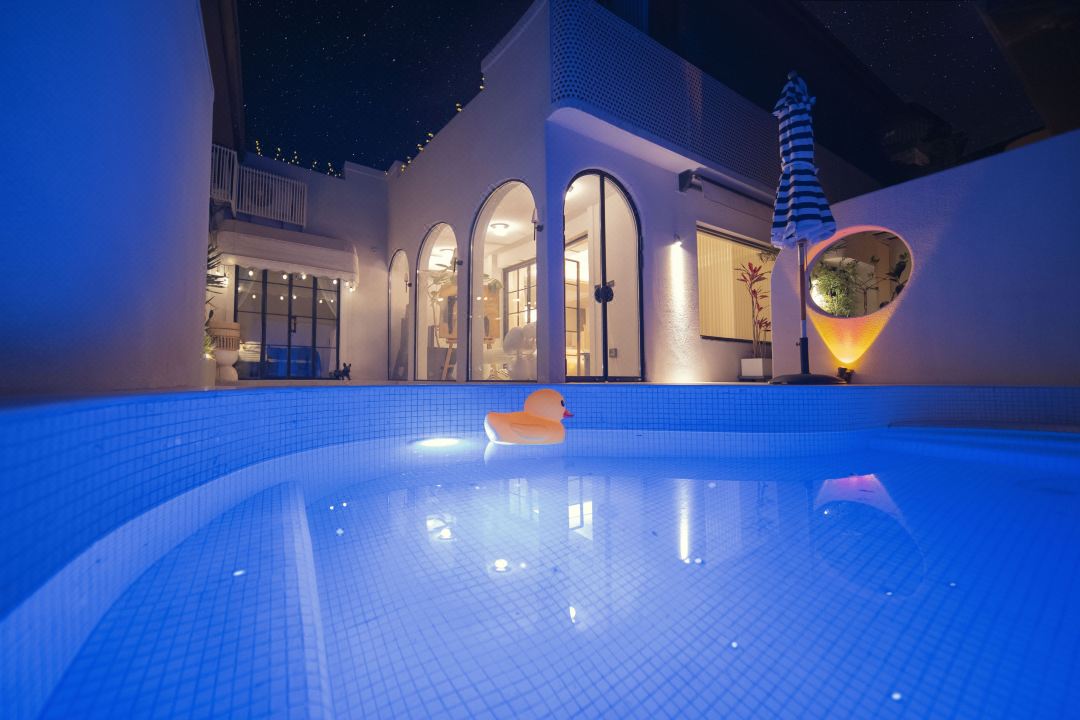 V-Live Wtown Resorts