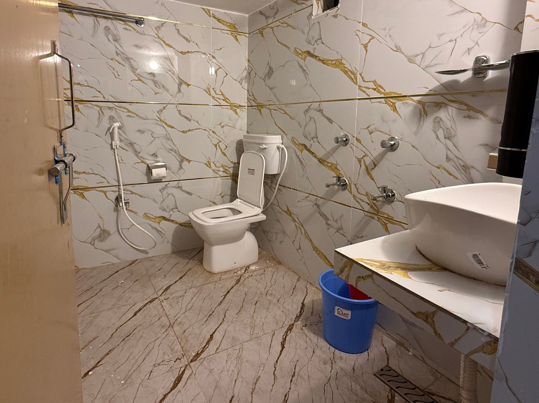比哈尔生态探险营地