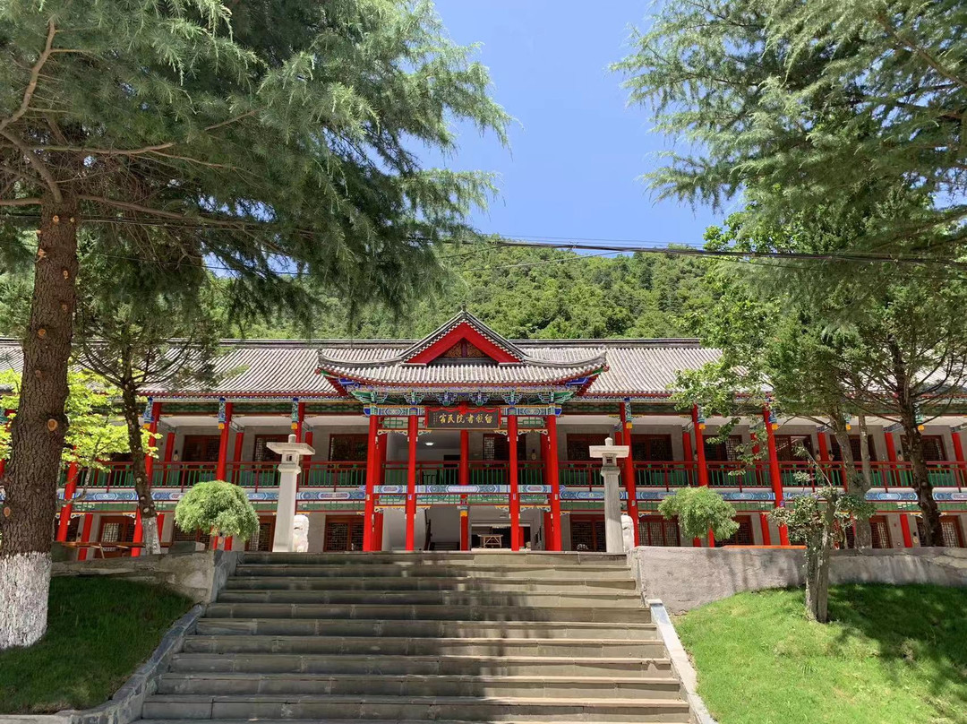 留坝留侯书院民宿