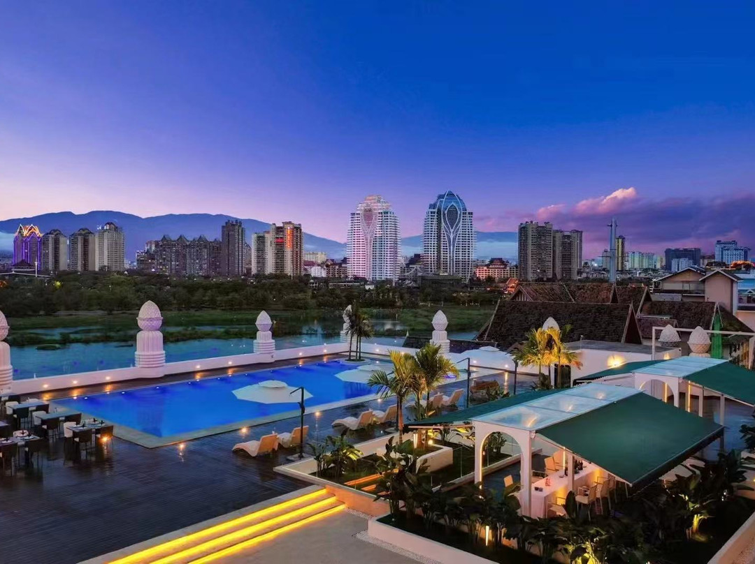 秋水梵天·江景度假酒店（西双版纳景洪告庄西双景星光夜市店）