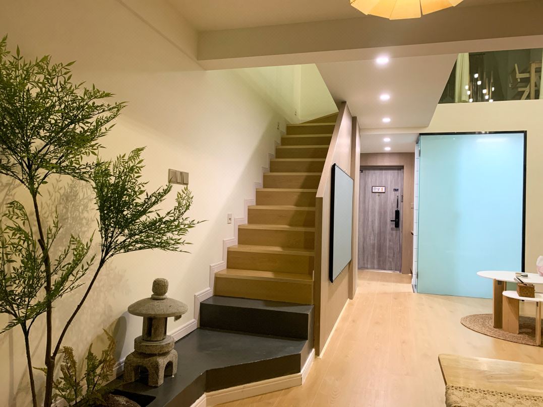 芷諾民宿（自貢方特恐龍王國恐龍博物館店）