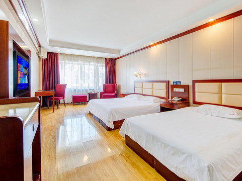 陈巴尔虎旗酒店住宿-立领商务宾馆