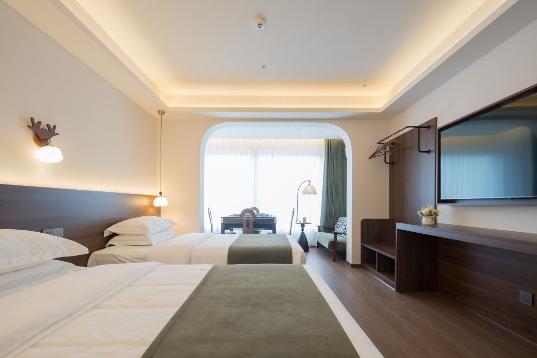 Hutao She Homestay (Enshi Railway Station)