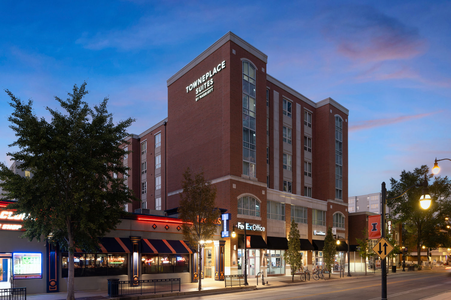 尚佩恩-厄巴纳大学城TownePlace Suites酒店-官方