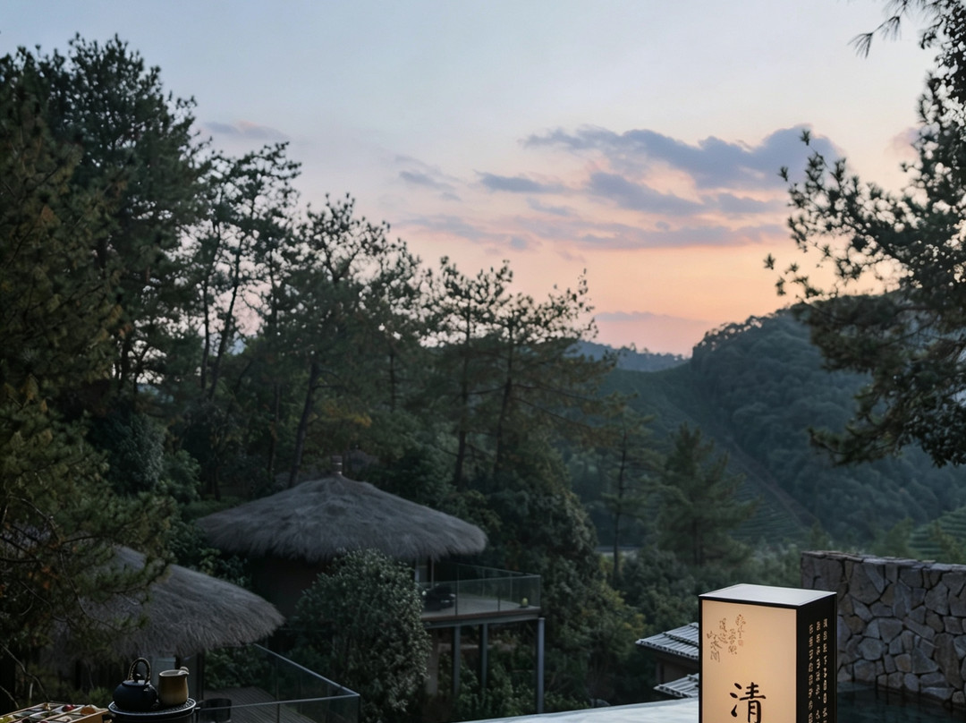 安吉·君澜老庄山居汤泉度假酒店