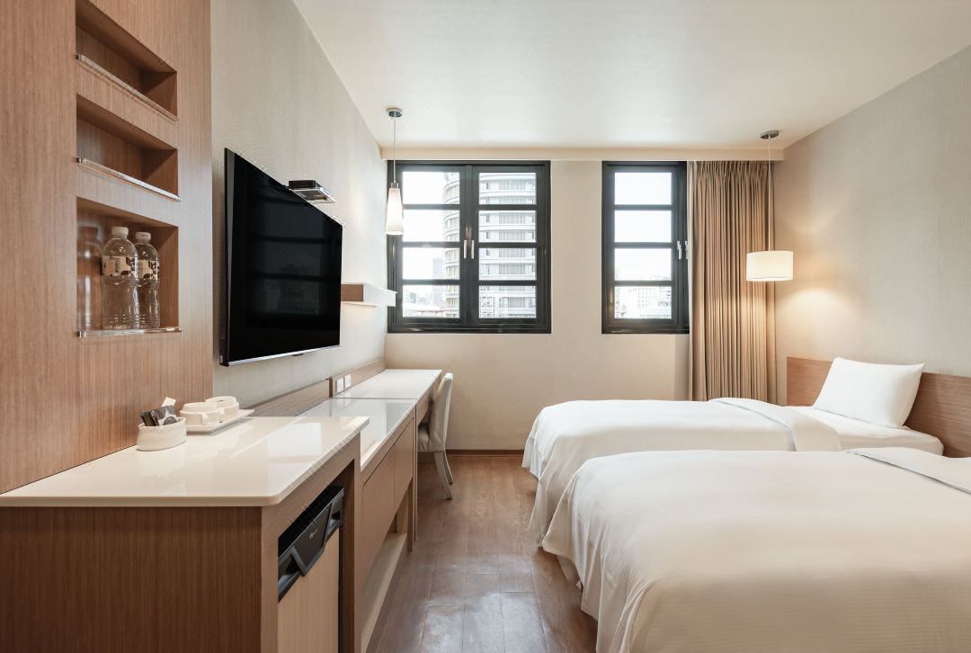 Kindness Hotel (Kaohsiung Station)