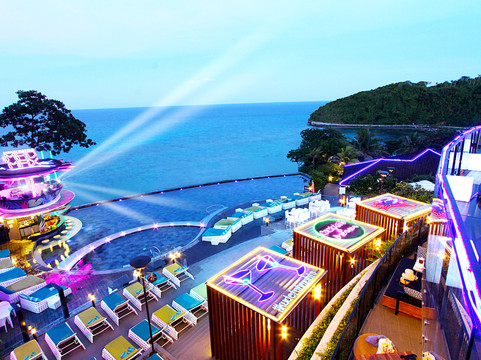 球道和蓝水度假村