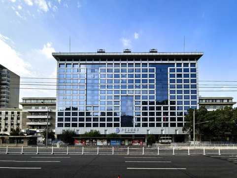 北京新侨饭店主图