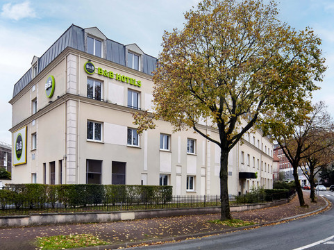 B&B圣莫尔克雷泰伊酒店