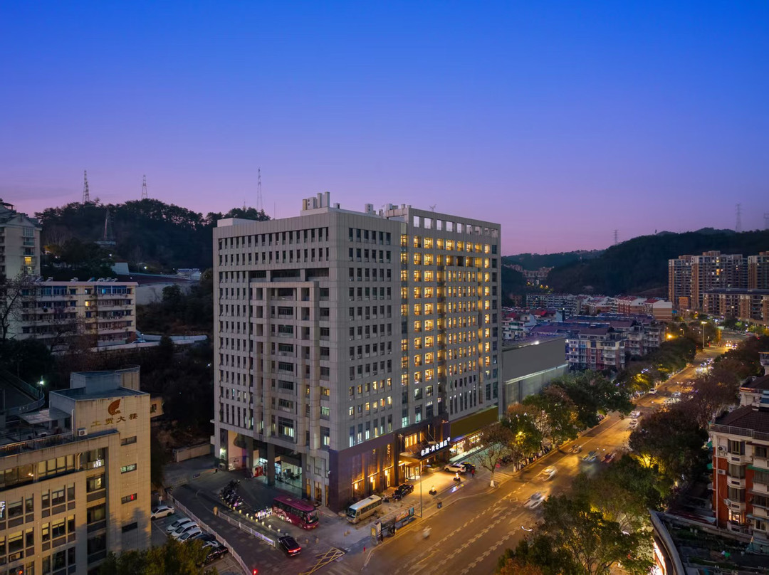 千岛湖名湖美仑酒店